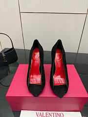 Kitlife Valentino Garavani Open-toe Révélé Suede Pumps 105mm Black - 1