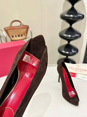 Kitlife Valentino Garavani Open-toe Révélé Suede Pumps 105mm Dark Brown - 3