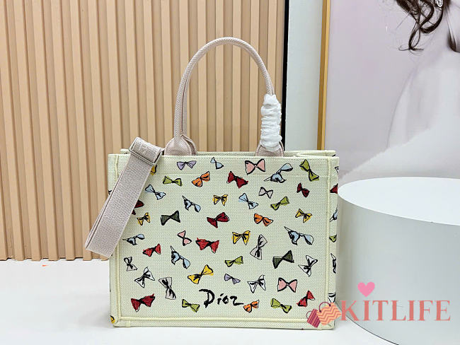 Kitlife Dior Dioriviera Medium Dior Book Tote with Strap Latte Multicolor 36x27x16cm - 1