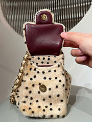 Kitlife Chanel 25C Drawstring Mini Handbag Beige Sheepskin & Gold-plated Metal  AS5631 20x22x12.5cm   - 6
