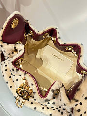 Kitlife Chanel 25C Drawstring Mini Handbag Beige Sheepskin & Gold-plated Metal  AS5631 20x22x12.5cm   - 4