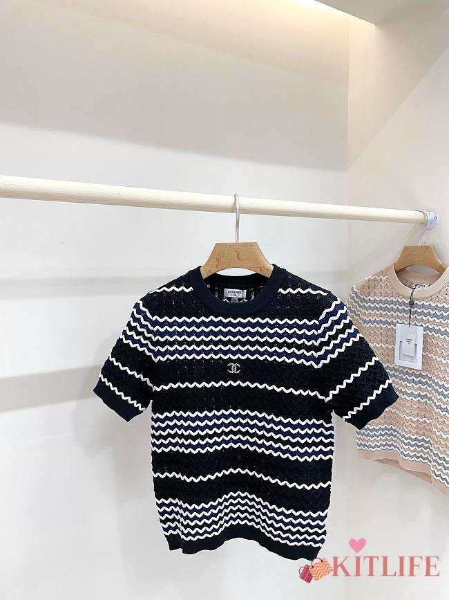 Kitlife Chanel 3D Wave Crochet Knit Short-Sleeve T-Shirt Black - 1