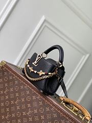 Kitlife Louis Vuitton Capucines East West Mini Bag Black M29443 12x22x8cm - 4