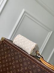Kitlife Louis Vuitton Nano Speedy Bag Beige M28502 16x10x7.5cm - 4