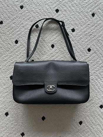 Kitlife Chanel Maxi Flap Bag Black Silver Hardware AS6231 32x19x10cm 