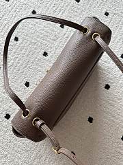 Kitlife Chanel Maxi Flap Bag Taupe Gold Hardware AS6231 32x19x10cm - 3