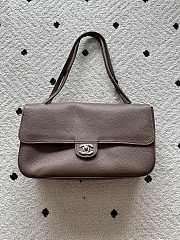 Kitlife Chanel Maxi Flap Bag Taupe Silver Hardware AS6231 32x19x10cm  - 1