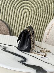 Kitlife Chanel Lambskin Quilted Crush 2.55 Reissue 225 Flap Black 24×16×7.5cm  - 2