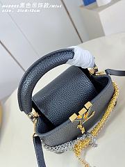 Kitlife Louis Vuitton Capucines Mini Bag Black M48865 21x14x8cm - 5