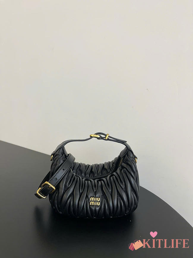 Kitlife Miu Miu Mini Matelassé Tote Bag Black 30203B79 8x8.5x15cm - 1