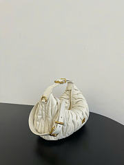 Kitlife Miu Miu Mini Matelassé Tote Bag White 30203B79 8x8.5x15cm  - 2