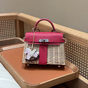 Kitlife Hermes Wicker Swift Picnic Mini Kelly Bag in Natural and Pink 20x18x12cm  - 1