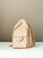 Kitlife Chanel 25s Drawstring Bucket Hobo Bag Beige Grained Leather 20x22x12.5cm  - 6