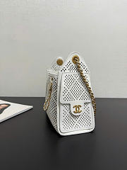Kitlife Chanel 25C Drawstring Bucket Hobo Bag White Perforated Calfskin & Gold-colored Metal AS5293 30×26×14cm - 6