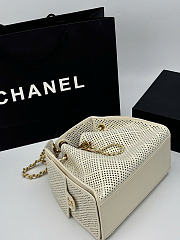 Kitlife Chanel 25C Drawstring Bucket Hobo Bag Beige Perforated Calfskin & Gold-colored Metal AS5293 30×26×14cm - 2