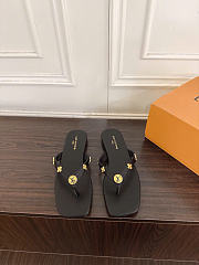 Kitlife Louis Vuitton Gaia Flat Thong Black - 1