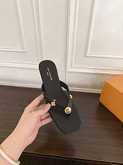 Kitlife Louis Vuitton Gaia Flat Thong Black - 2