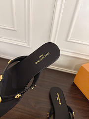 Kitlife Louis Vuitton Gaia Flat Thong Black - 3
