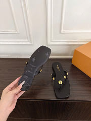 Kitlife Louis Vuitton Gaia Flat Thong Black - 5