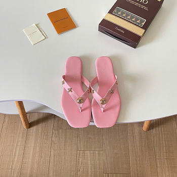 Kitlife Louis Vuitton Gaia Flat Thong Pink