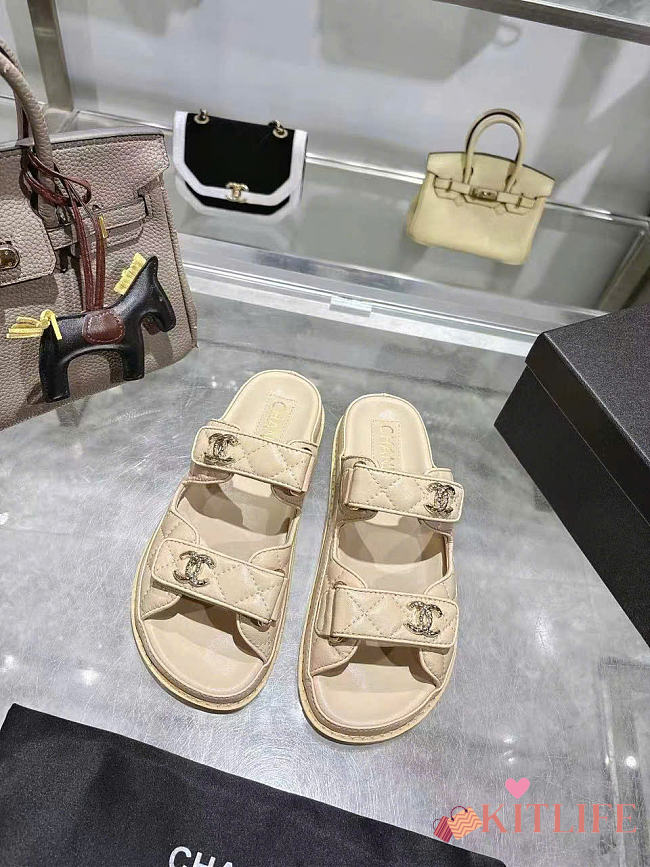 Kitlife Chanel Lambskin Quilted Velcro Dad Chain CC Slide Sandals Beige  - 1
