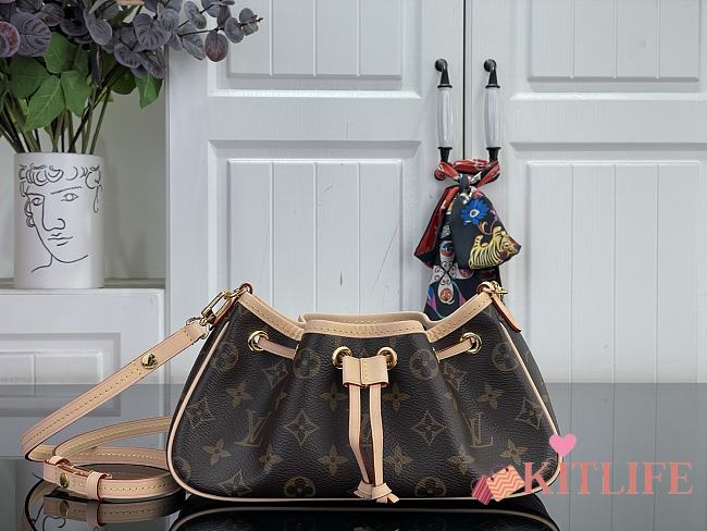 Kitlife Louis Vuitton Nano Frivole Bag Brown M29537 24x13x8cm - 1