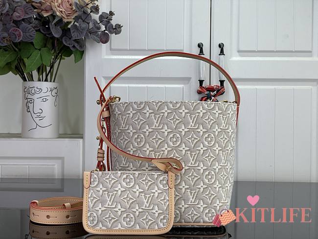 Kitlife Louis Vuitton ALL IN BB Bag Beige M2A377 16x18x12cm - 1