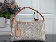 Kitlife Louis Vuitton Carryall East-West Bag Beige M2A136 36x19x10cm  - 1