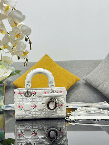 Kitlife Dior Lady D-Joy Mini Bag with Chain White Cannage Lambskin Embroidered with Multicolor Doves & Roses Motif  S0910 16x9x5cm
