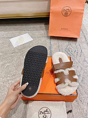 Kitlife Hermes Chypre Shearling Sandals Brown Leather - 3