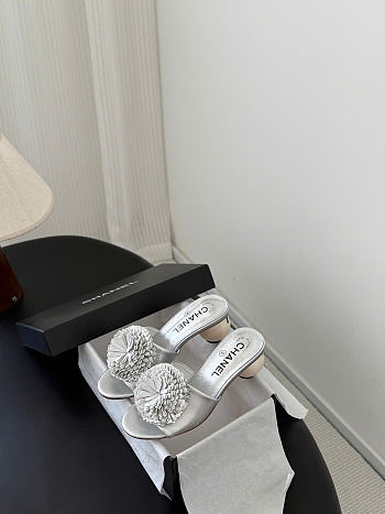 Kitlife Chanel 26 Pearl Mary Jane Slippers White