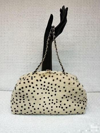 Kitlife Chanel Clutch With Chain Beige & Black Sheepskin AP5251 27x7.5x12cm