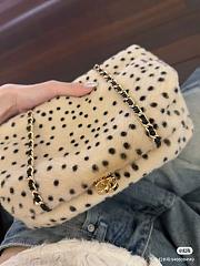 Kitlife Chanel Clutch With Chain Beige & Black Sheepskin AP5251 27x7.5x12cm - 6