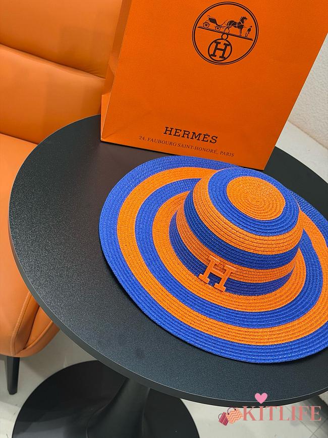 Kitlife Hermes Orange and Blue color-blocked Straw Hat - 1