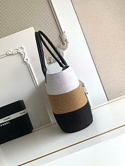 Kitlife Chanel Maxi Shopping Bag Raffia & Calfskin  White, Dark Beige & Black AS6148 13.8x23.6x7.9cm - 5