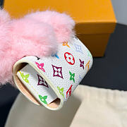 Kitlife Louis Vuitton Capybara Doll Earphone Bag Charm Pink - 5