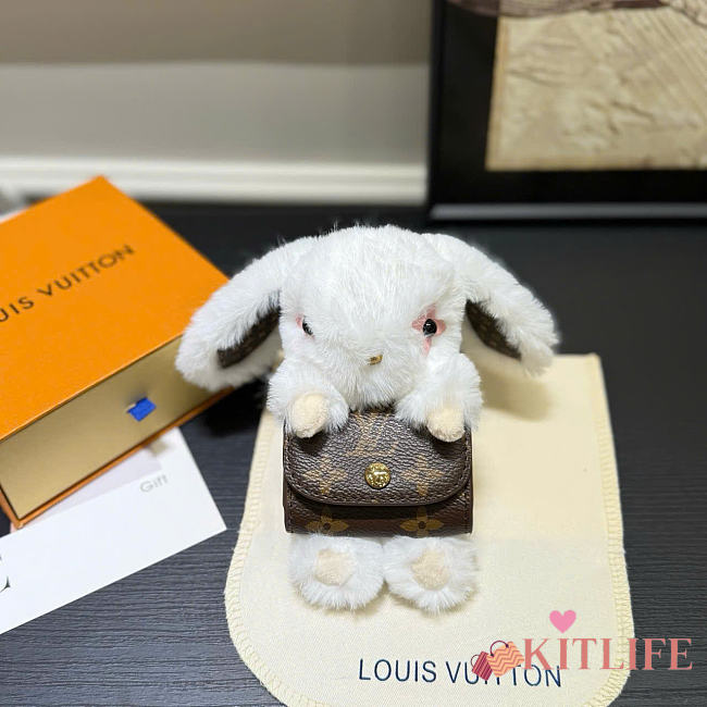 Kitlife Louis Vuitton Bunny Doll Earphone Bag Charm White M03230 - 1