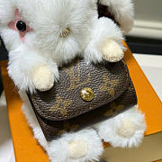 Kitlife Louis Vuitton Bunny Doll Earphone Bag Charm White M03230 - 2