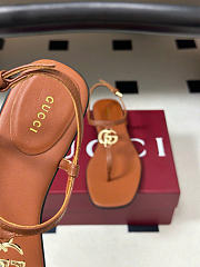 Kitlife Gucci GG Marmont Leather Thong Sandals Brown - 4
