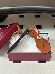Kitlife Gucci GG Marmont Leather Thong Sandals Brown - 3