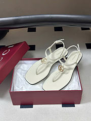 Kitlife Gucci GG Marmont Leather Thong Sandals White - 4