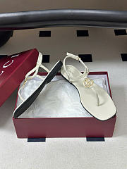 Kitlife Gucci GG Marmont Leather Thong Sandals White - 3