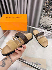 Kitlife Louis Vuitton Vibe Comfort Mules Beige & Brown  - 4