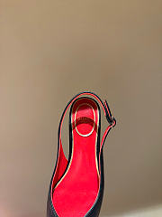 Kitlife Valentino Garavani Leather Heartip Slingback Pumps 35mm Black - 5