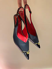 Kitlife Valentino Garavani Leather Heartip Slingback Pumps 35mm Black - 6