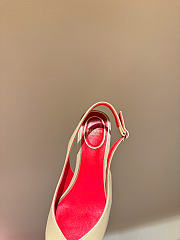 Kitlife Valentino Garavani Leather Heartip Slingback Pumps 35mm Beige & Red - 2