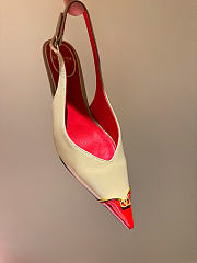 Kitlife Valentino Garavani Leather Heartip Slingback Pumps 35mm Beige & Red - 3