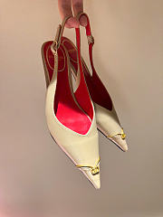 Kitlife Valentino Garavani Leather Heartip Slingback Pumps 35mm Beige - 1