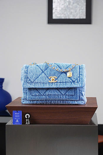 Kitlife Chanel Washed Denim Quilted Large Flap Bag Blue 29x17.5x9.5cm