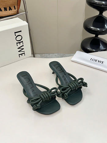 Kitlife Loewe Flamenco Knot Sandal In Green Lambskin 